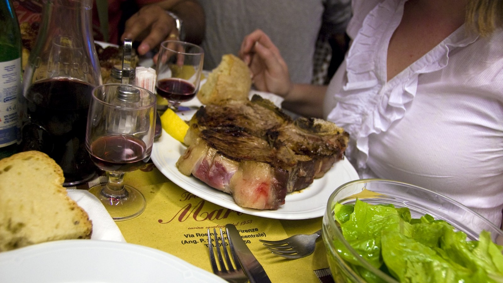 Voglia di una vera bistecca alla Fiorentina? I locali di Firenze che devi conoscere